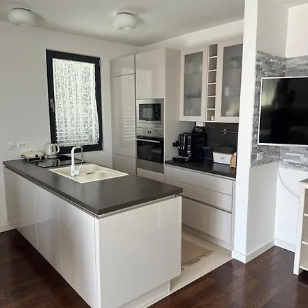 Deluxe With Garage, Apartment Zadar