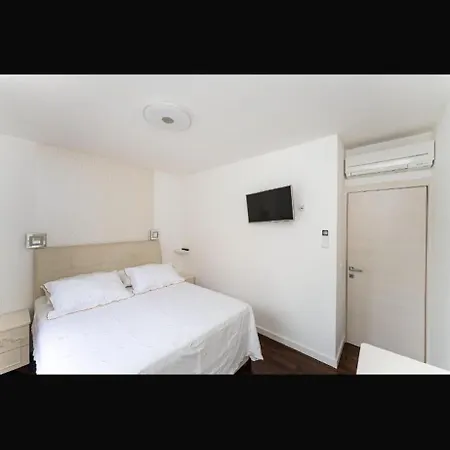 Apartment Deluxe With Garage, Zadar